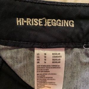 American Eagle Jegging- Super Stretch- Size 10- Navy